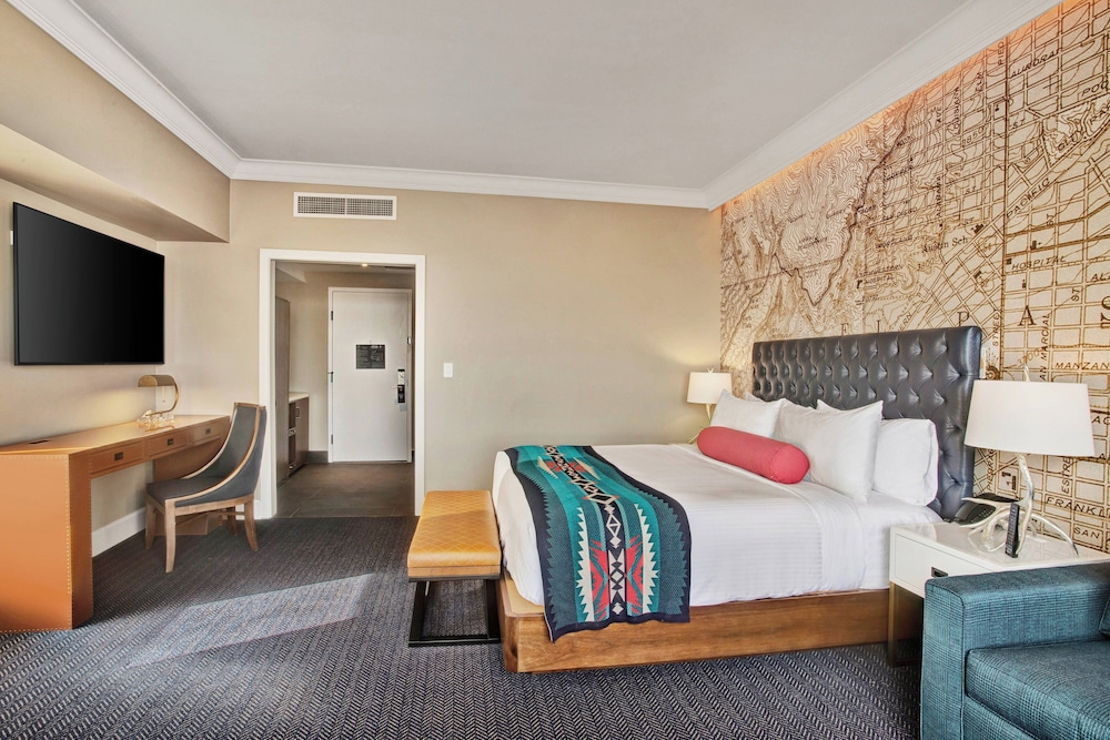 Room, 1 Queen Bed - Photo 7