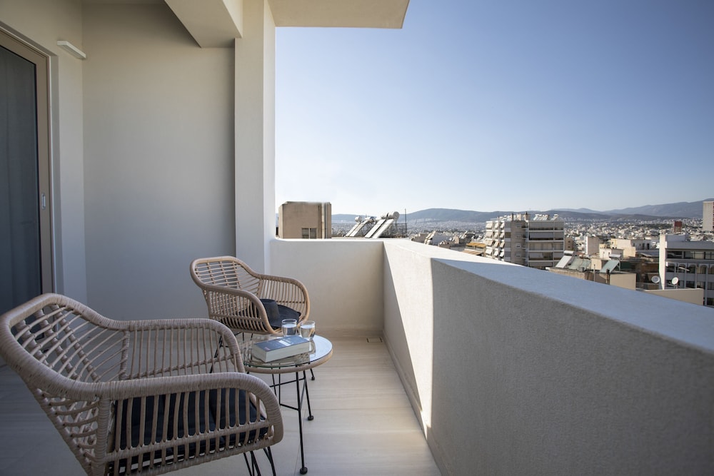 Superior Room (Athens View) thumbnail 6