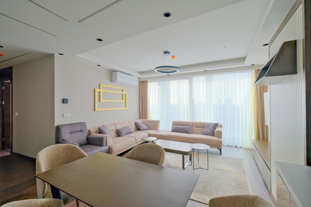 Royal Apartment photo 3