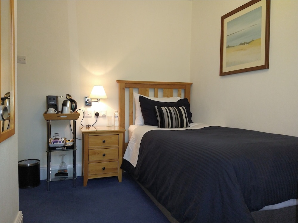 Single Room photo 3