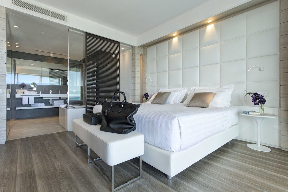 Suite (Prestige) photo 2