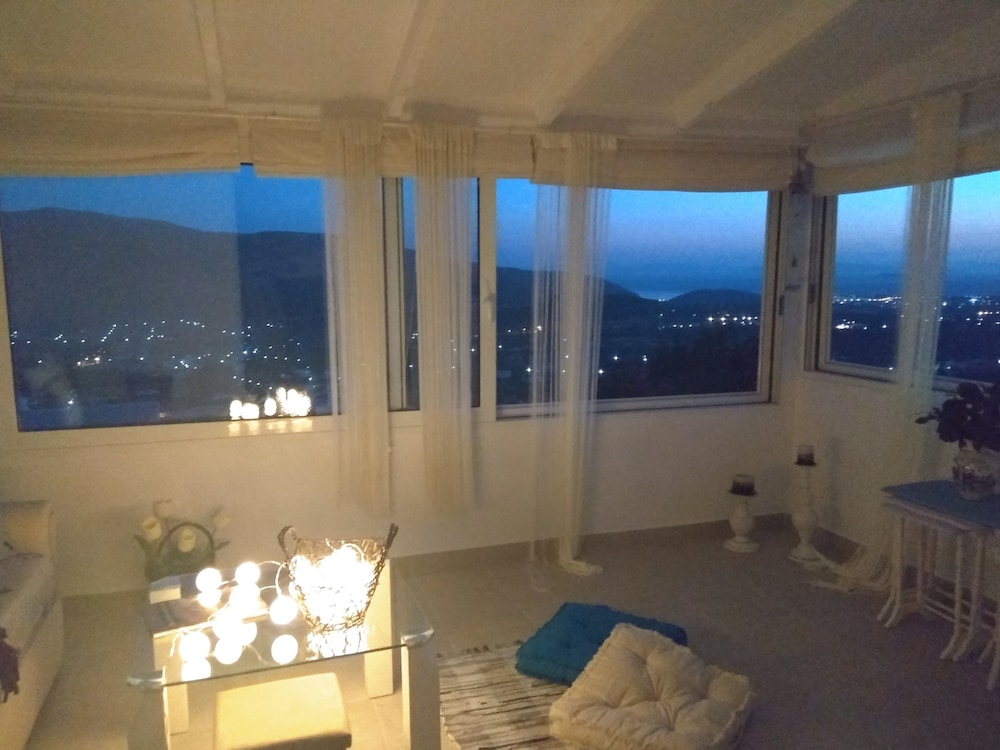 Panoramic Apartment photo 2