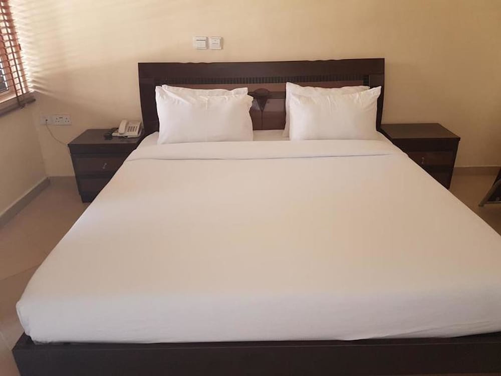 Classic Room, 1 Double Bed, Non Smoking - Photo 1