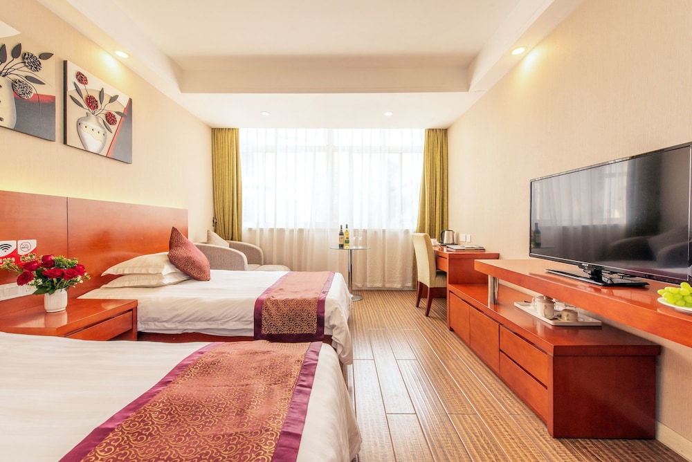 Deluxe Twin Room photo 3