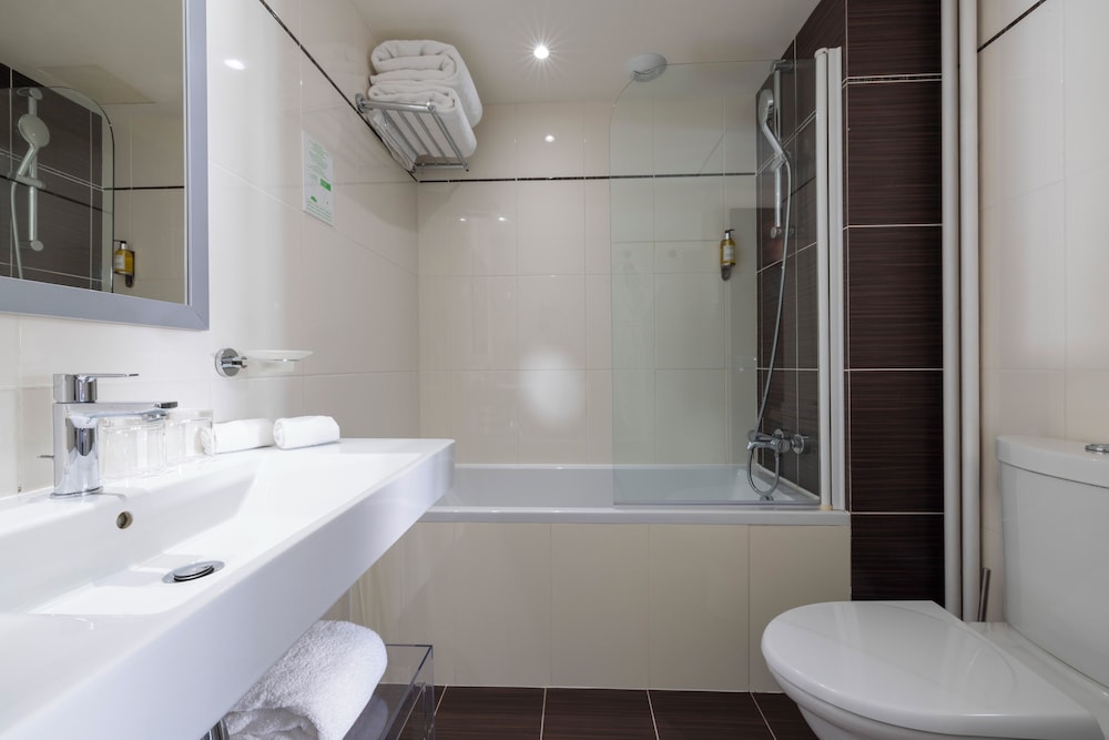 Superior Room, Connecting Rooms