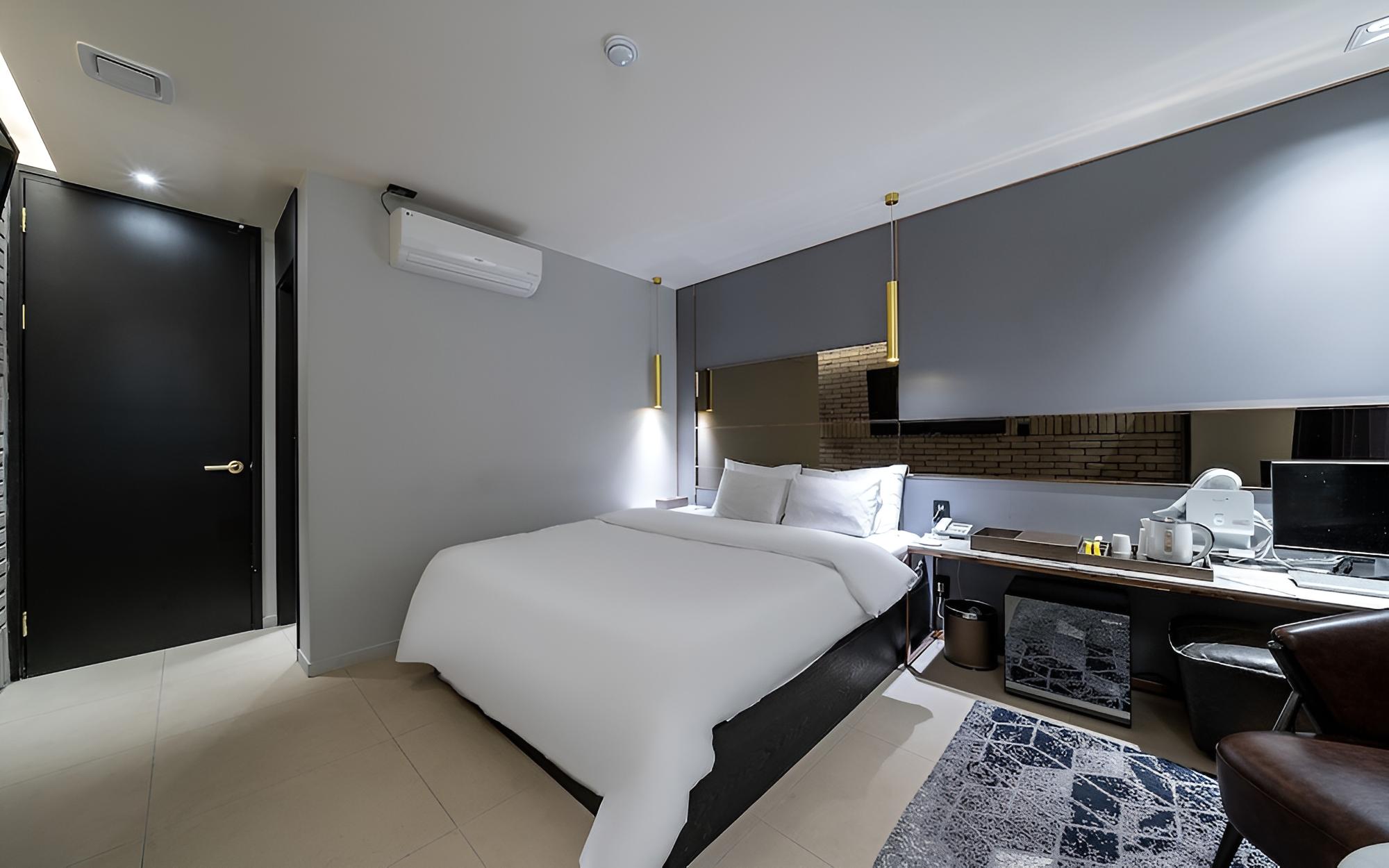 Room (Deluxe (styler randomly assigned)) photo 3