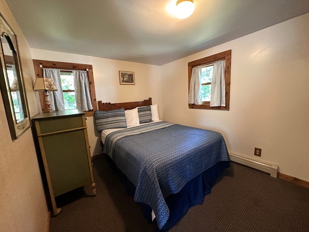 Lower Carriage House