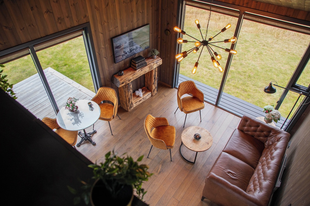 Deluxe Cottage