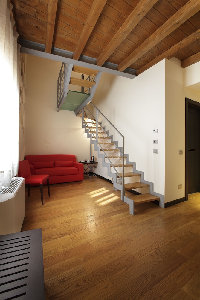 Deluxe Suite, Tower (Loft Dependance) - Photo 4