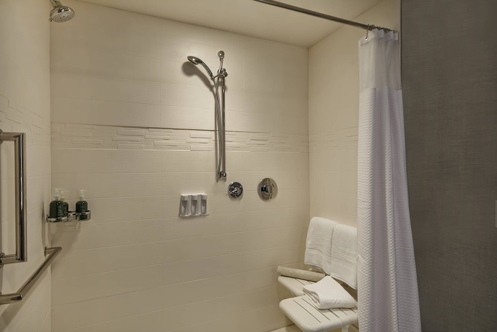 Studio Suite, 2 Queen Beds - Photo 16