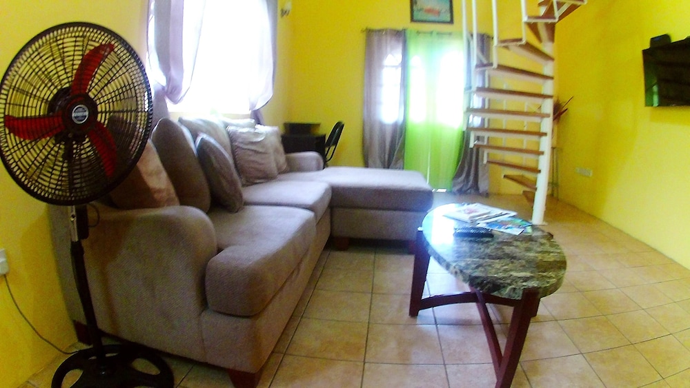 Family Apartment, Multiple Beds, Non Smoking, Pool View photo 3