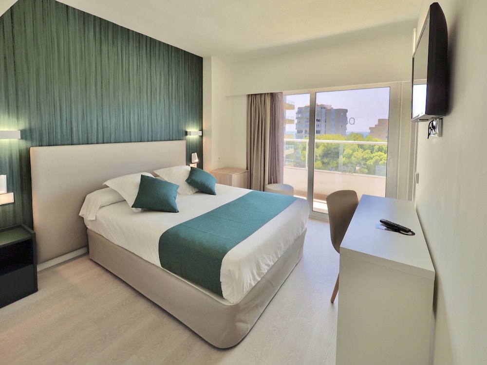 Habitación Doble, Balcón, Vista a la Piscina
