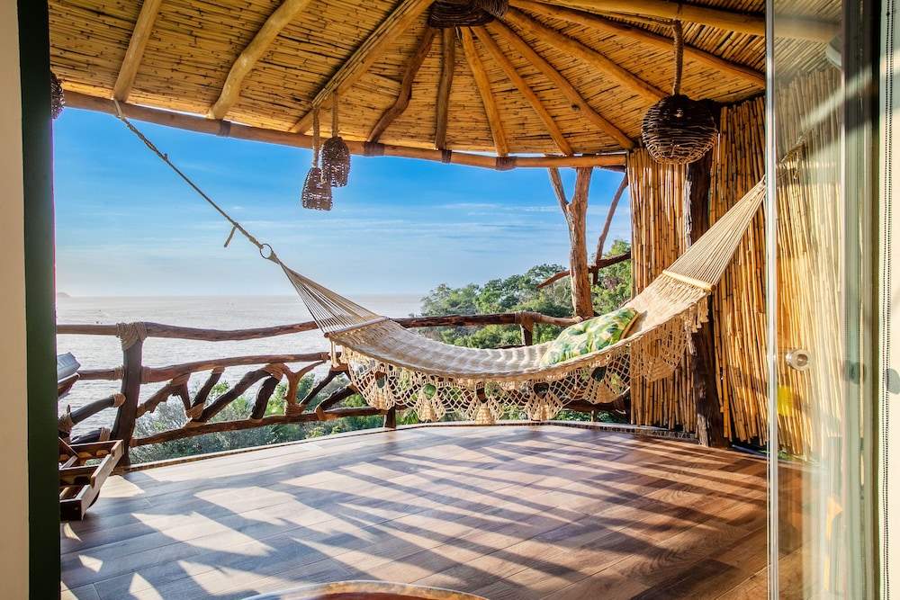 New Tower-bird Love Nest Ocean View