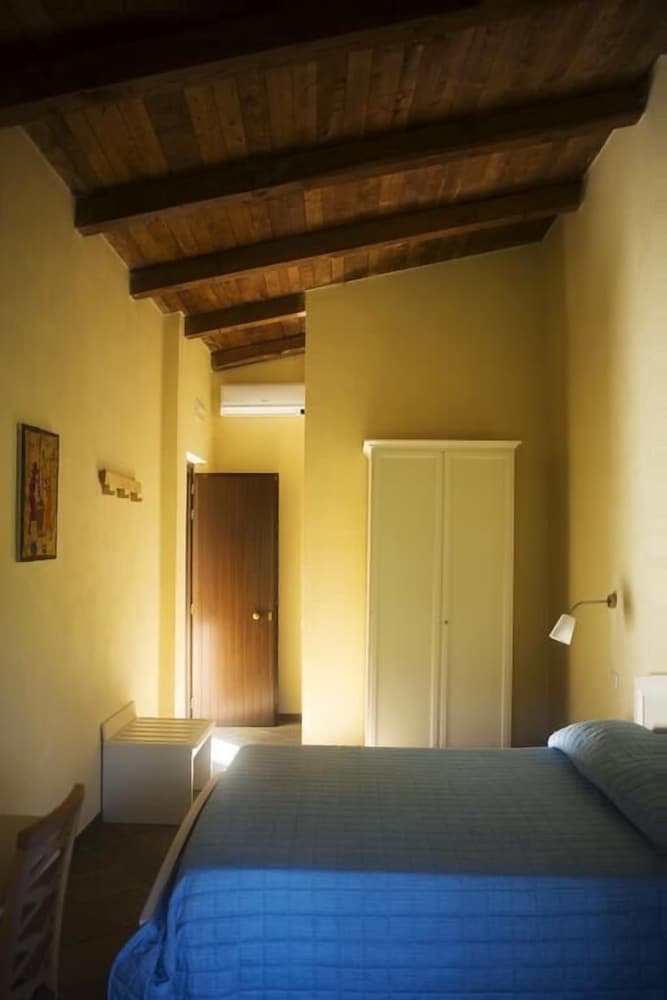 Standard Double Room, Garden View photo 1