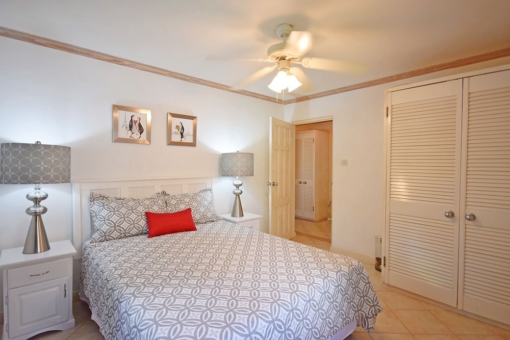 Townhome, 2 Bedrooms photo 2