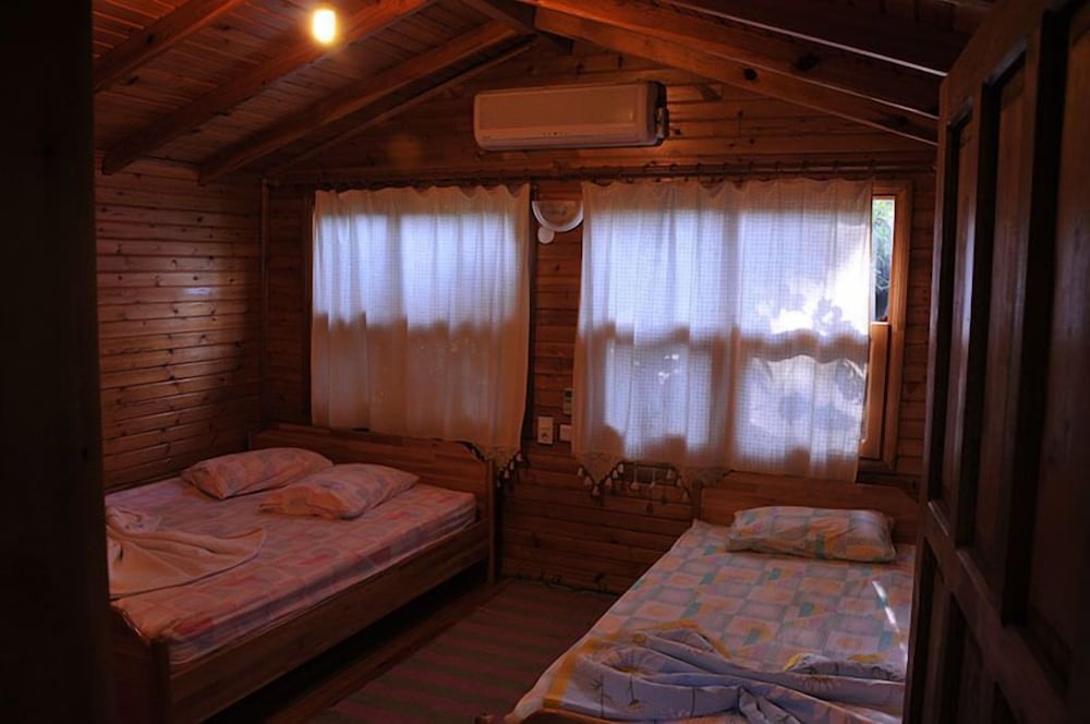 Basic Double Room, Garden View photo 3