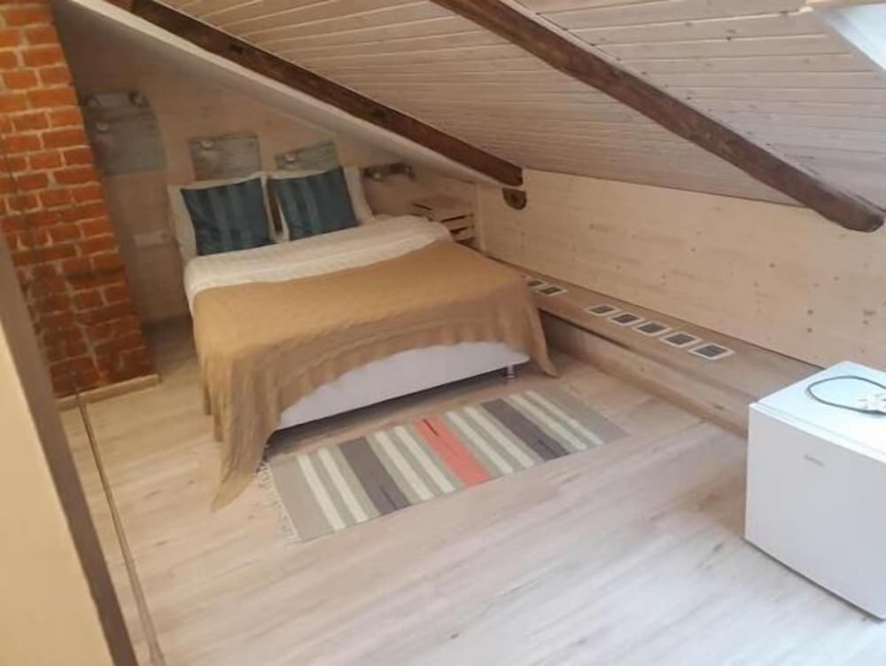 Economy Double or Twin Room photo 1