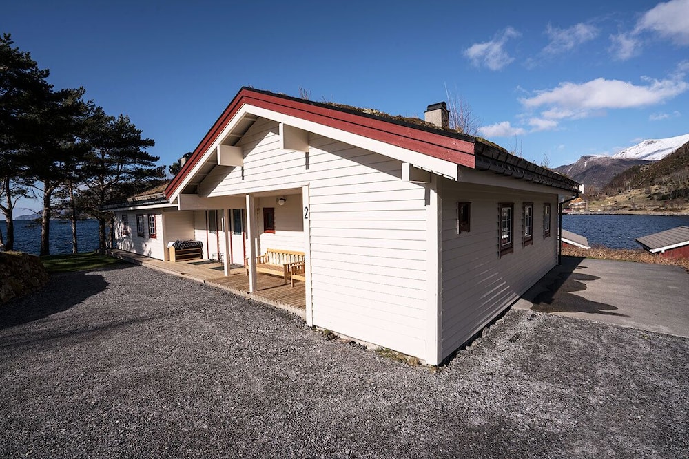 Cabin (nr 1) - Photo 1