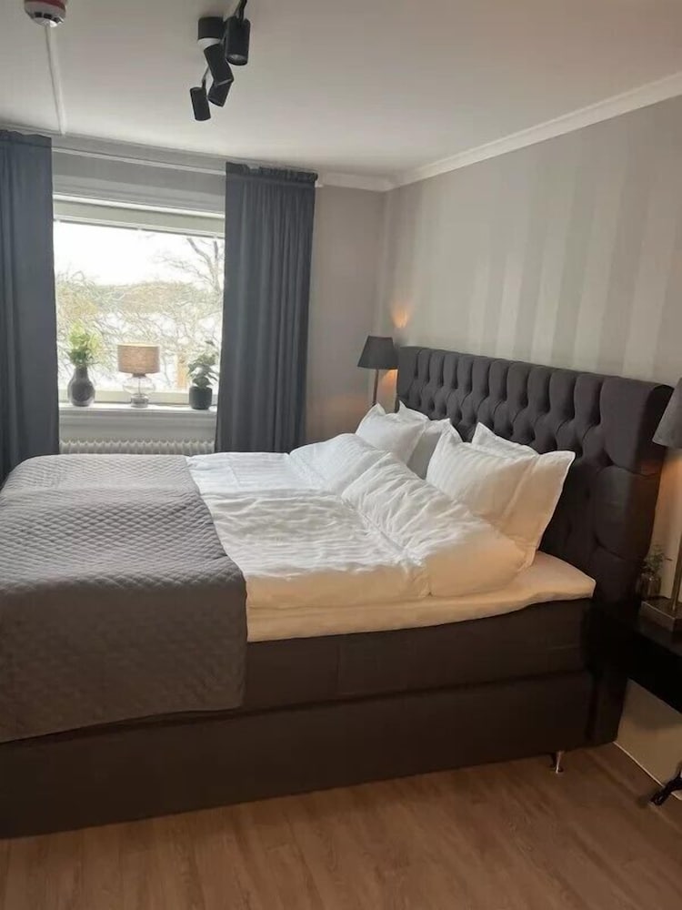 Deluxe Double Room, Patio, Lake View photo 2