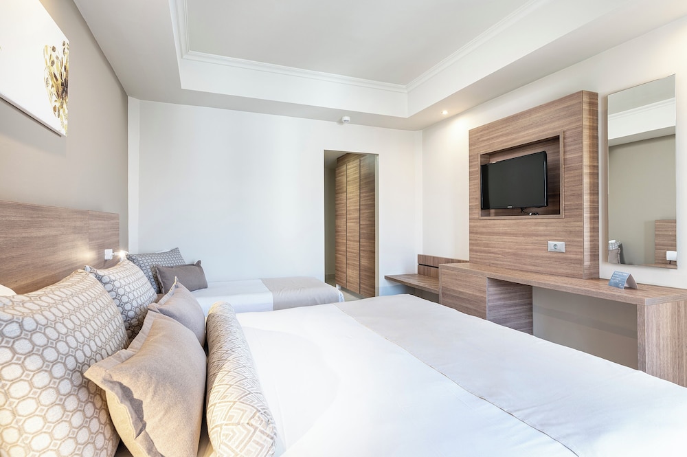 Standard Double Room, Garden View photo 2