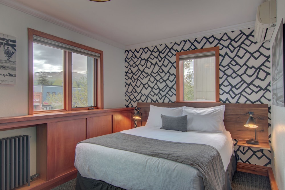 Superior Triple Room photo 2