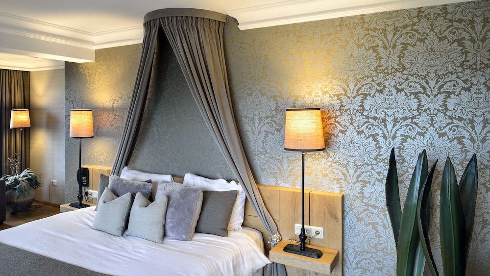 Royal Suite photo 3