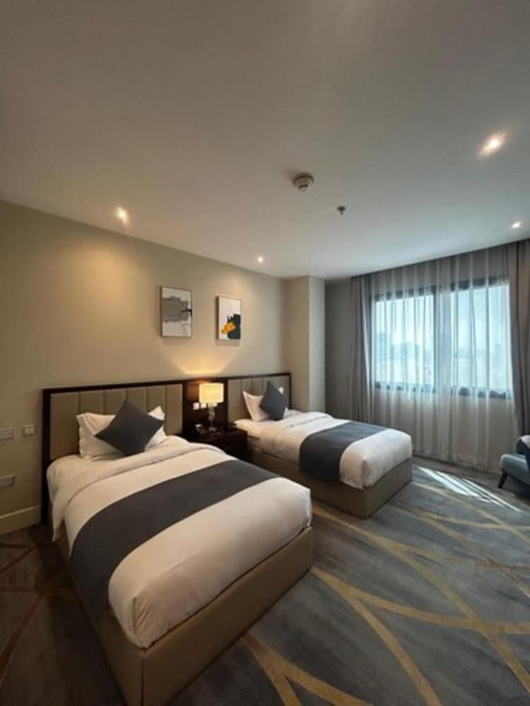 Deluxe Twin Room, 2 Twin Beds - Photo 3