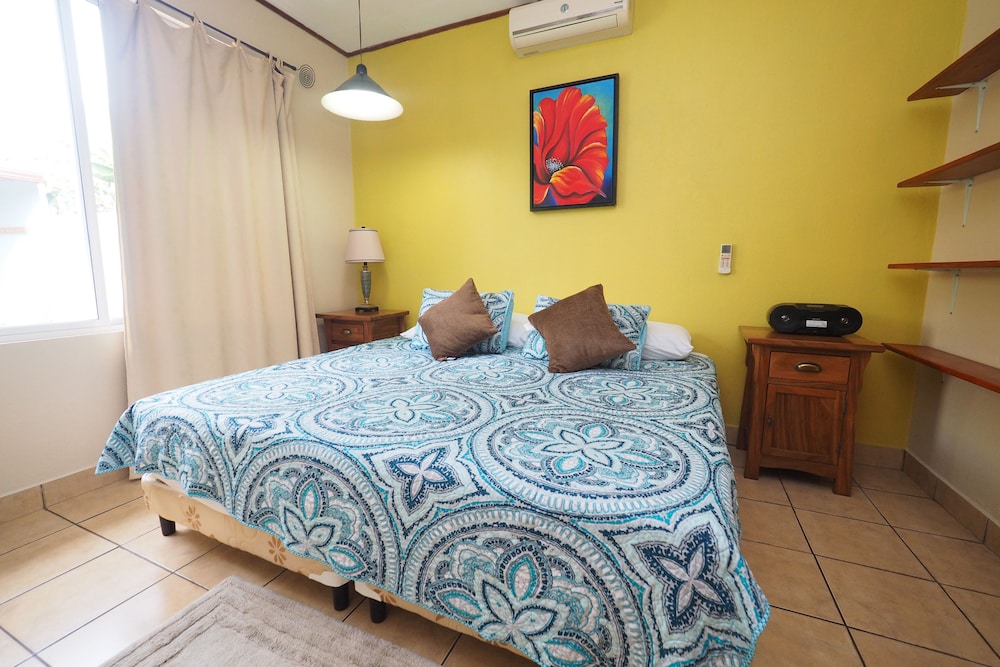 House, 3 Bedrooms photo 1