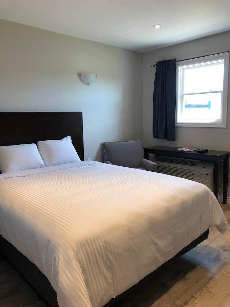Comfort Room, 1 Queen Bed photo 1