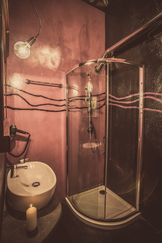 Superior Room - Photo 5