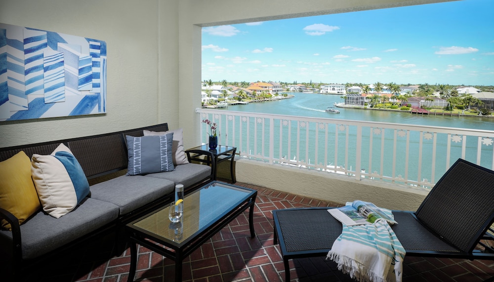 Junior Suite, 2 Queen Beds, Bay View - Photo 2