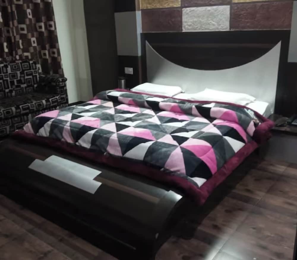 Deluxe Double Room - Photo 1