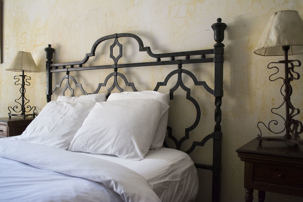 Standard Suite, 1 Queen Bed (Magia) photo 2