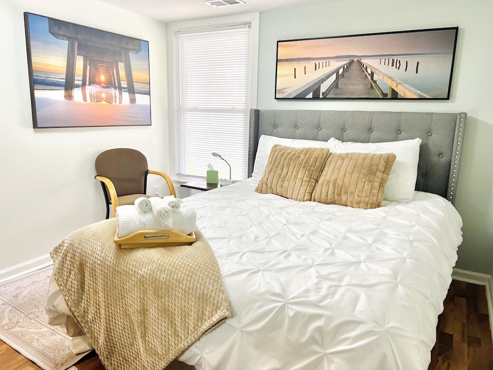Basic Suite, Shared Bathroom (Sunset ) photo 2