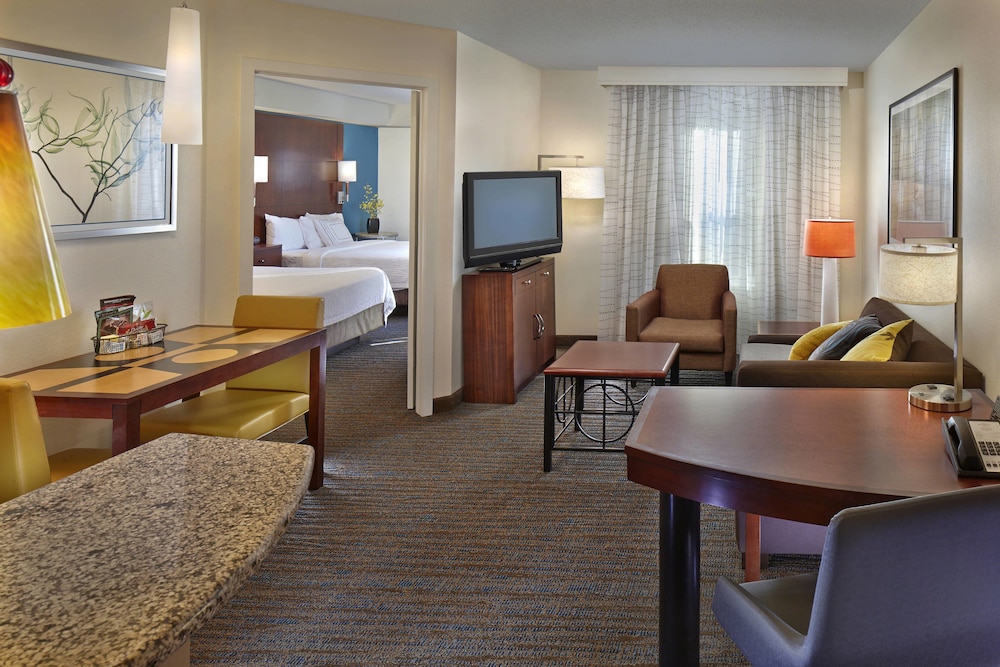 Suite, Multiple Beds - Photo 1