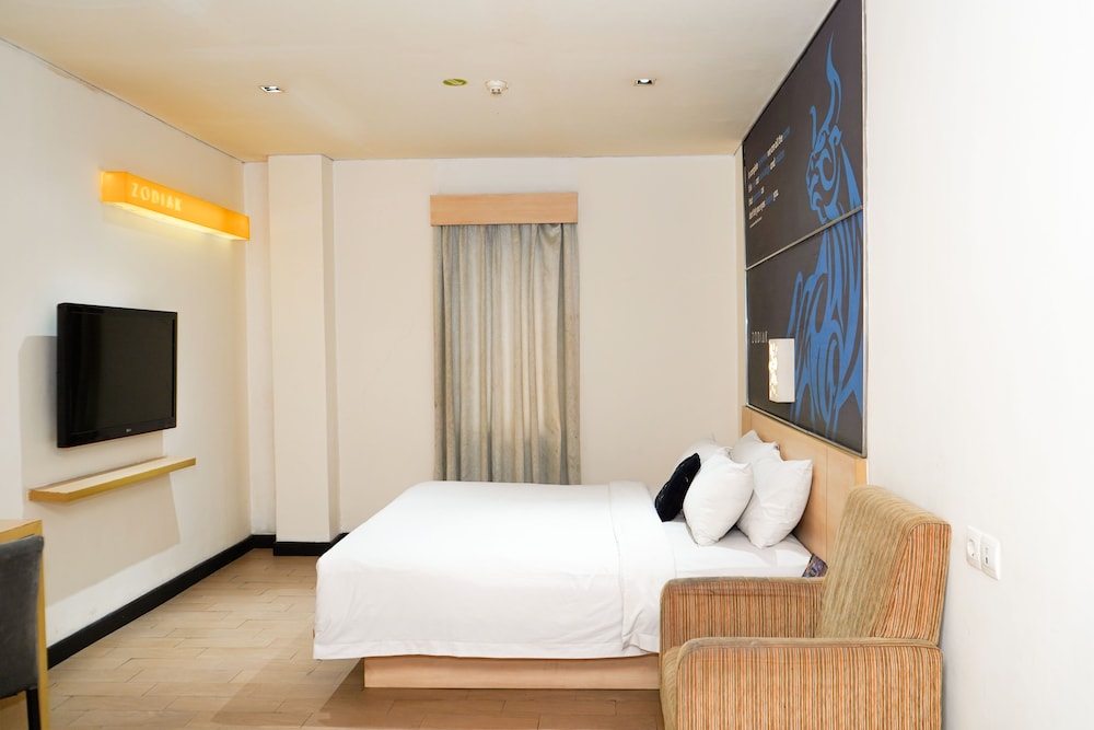 Suite King with Breakfast photo 1