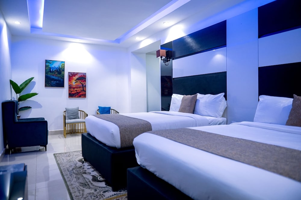 Deluxe Double or Twin Room