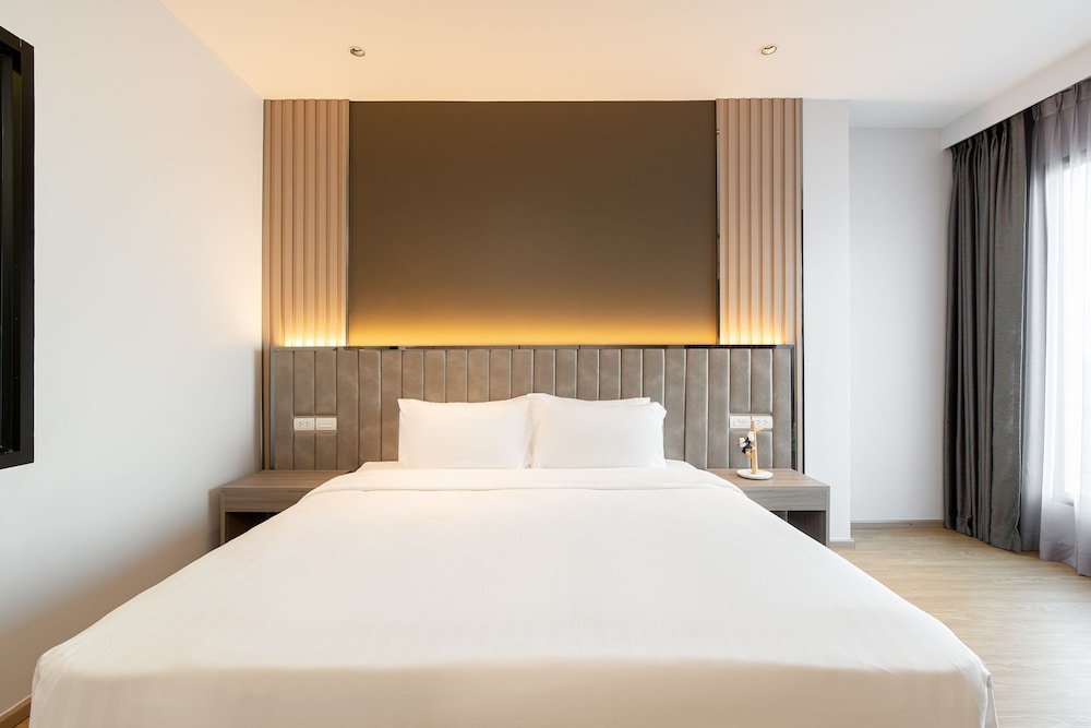 Srivaree Suite Room - Photo 1