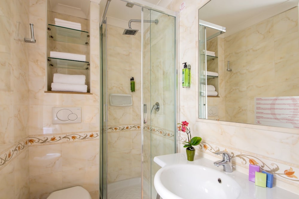 Double Room Single Use