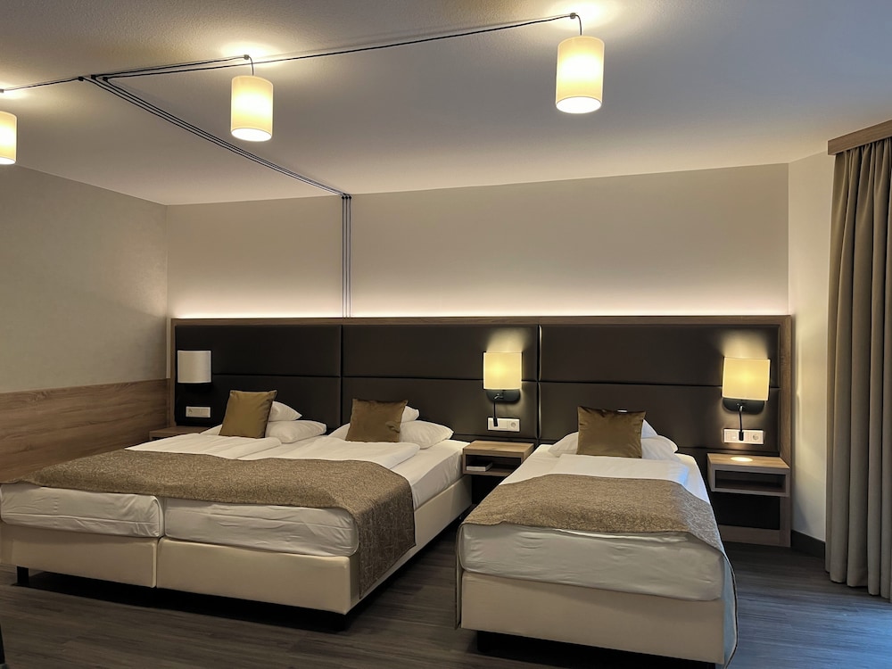 Junior Triple Room