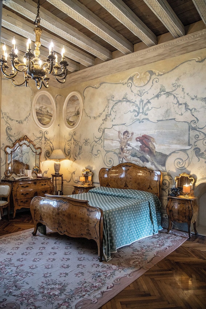 Suite photo 1