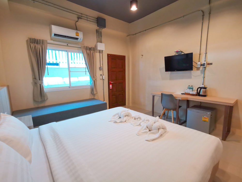 Deluxe Double Room - Photo 3