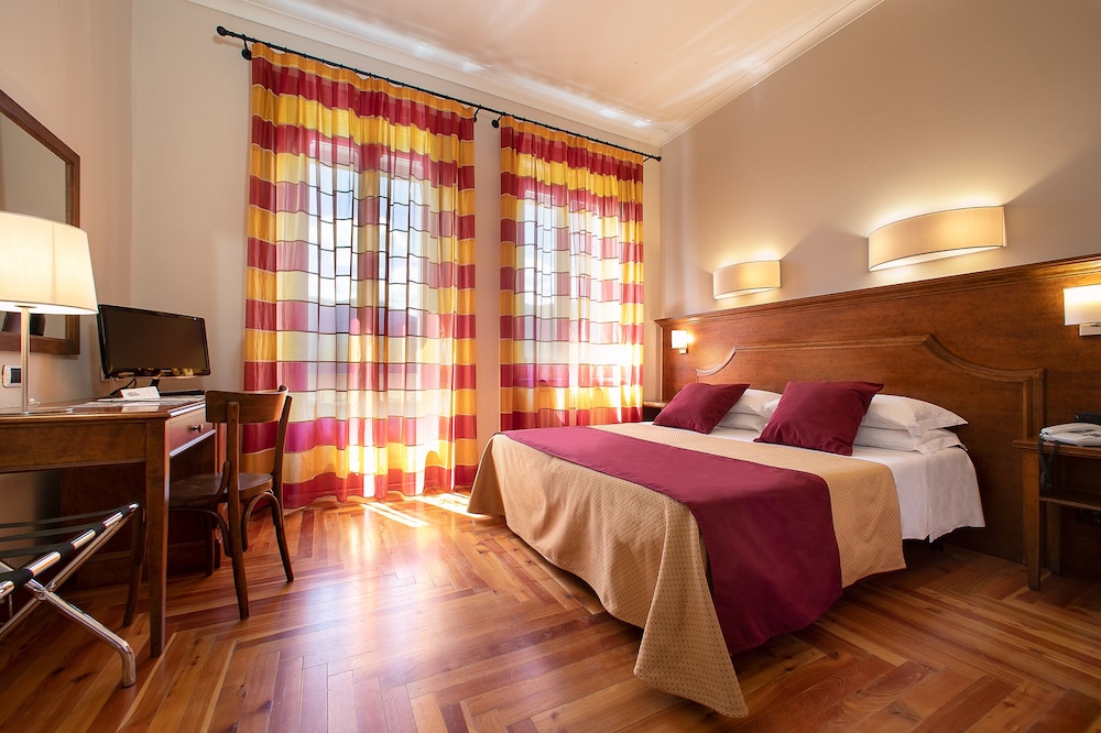 Triple Room - Photo 2