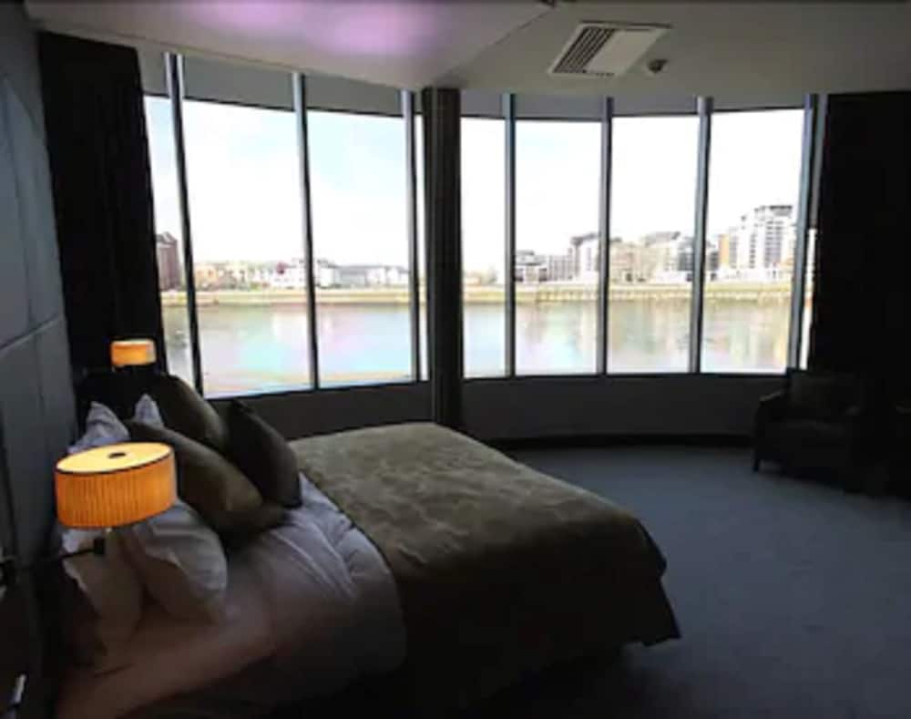 Premium Double Room, River View photo 1