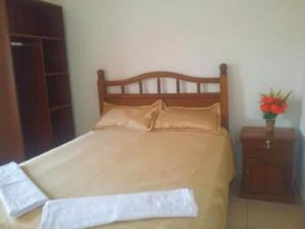 Double Room, Shared Bathroom photo 2