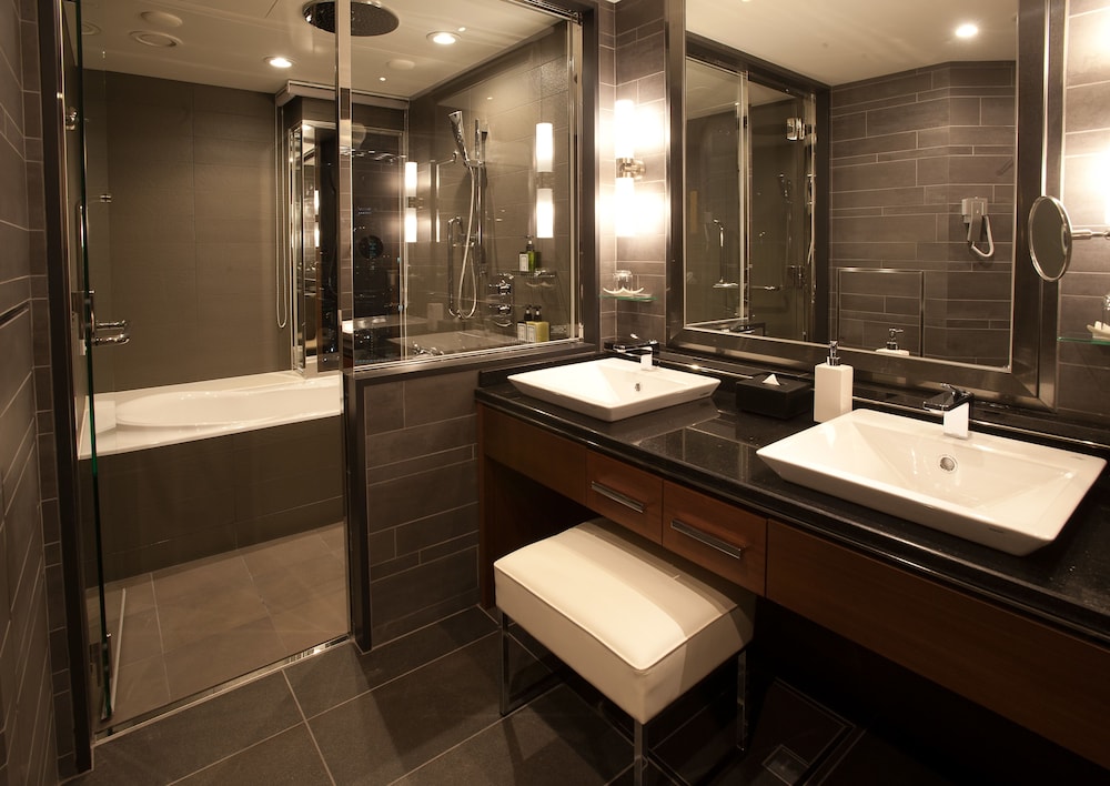 Granvia Twin Room (Higher Class) Non-Smoking (38 square meters) - Photo 3