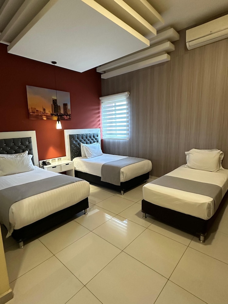 Triple Room, City View