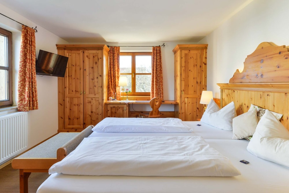Standard Double Room - Photo 4