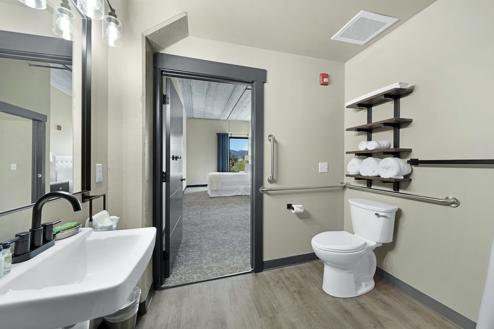 The Suites at Prairie Falls & Event Center, Foto 8