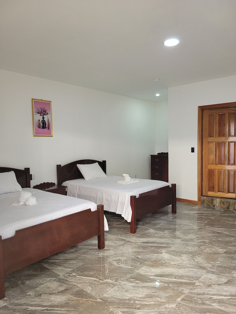 Business Double Room, 2 Double Beds photo 3